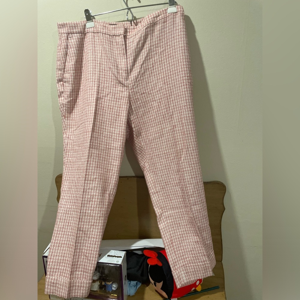 Ann Taylor Red and white houndstooth cuffed pants size 14